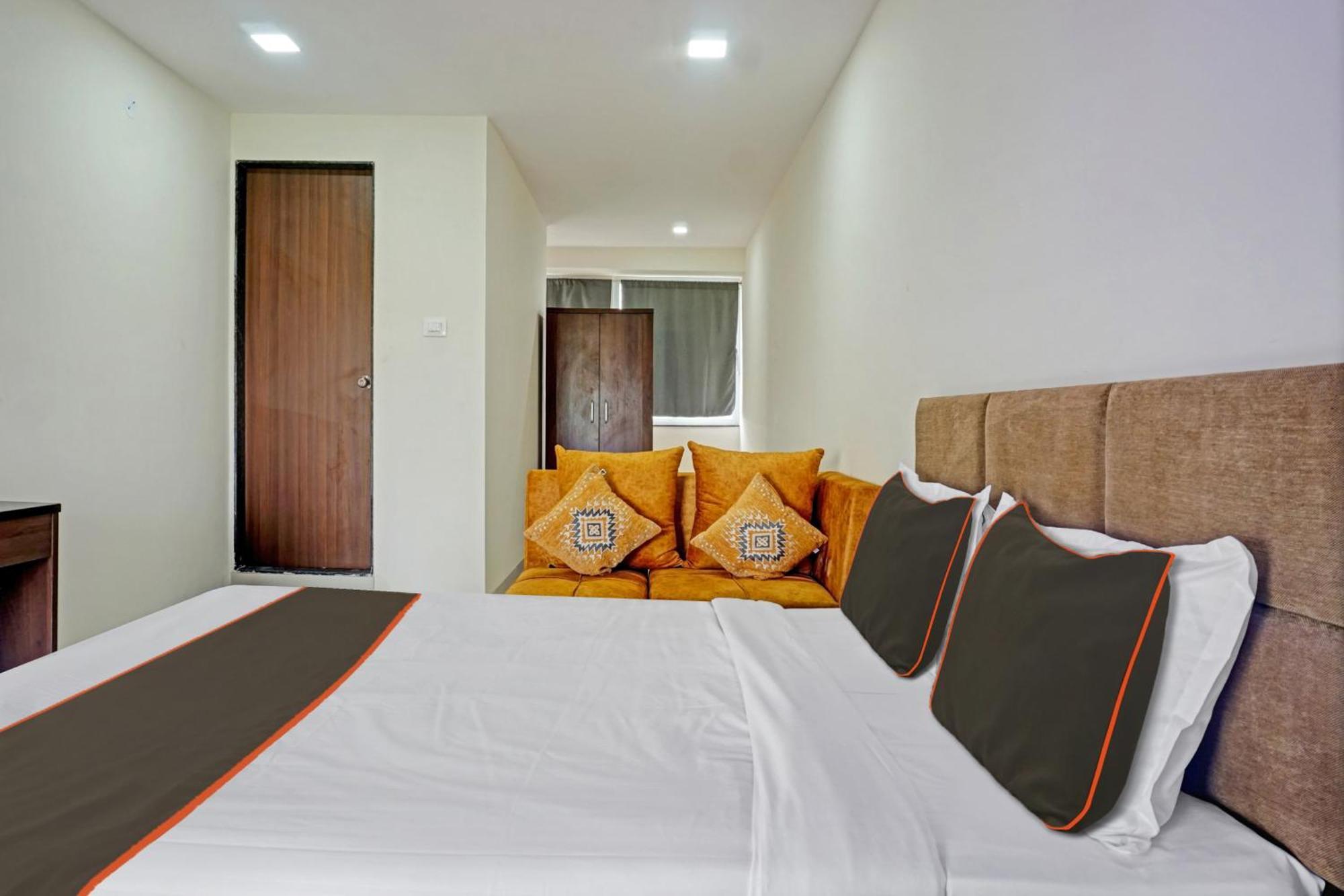 Super Collection O Rk Inn Chinchvad ภายนอก รูปภาพ